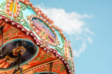 the merry-go-round of apologetics and certainty | roll to disbelieve