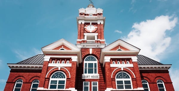 the forsyth county courthouse
