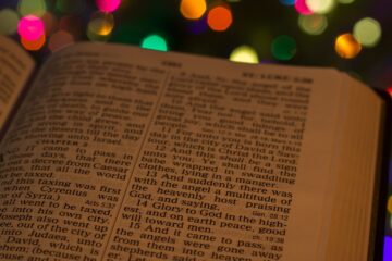 a real god would have communicated clearly, I'm just sayin' | roll to disbelieve